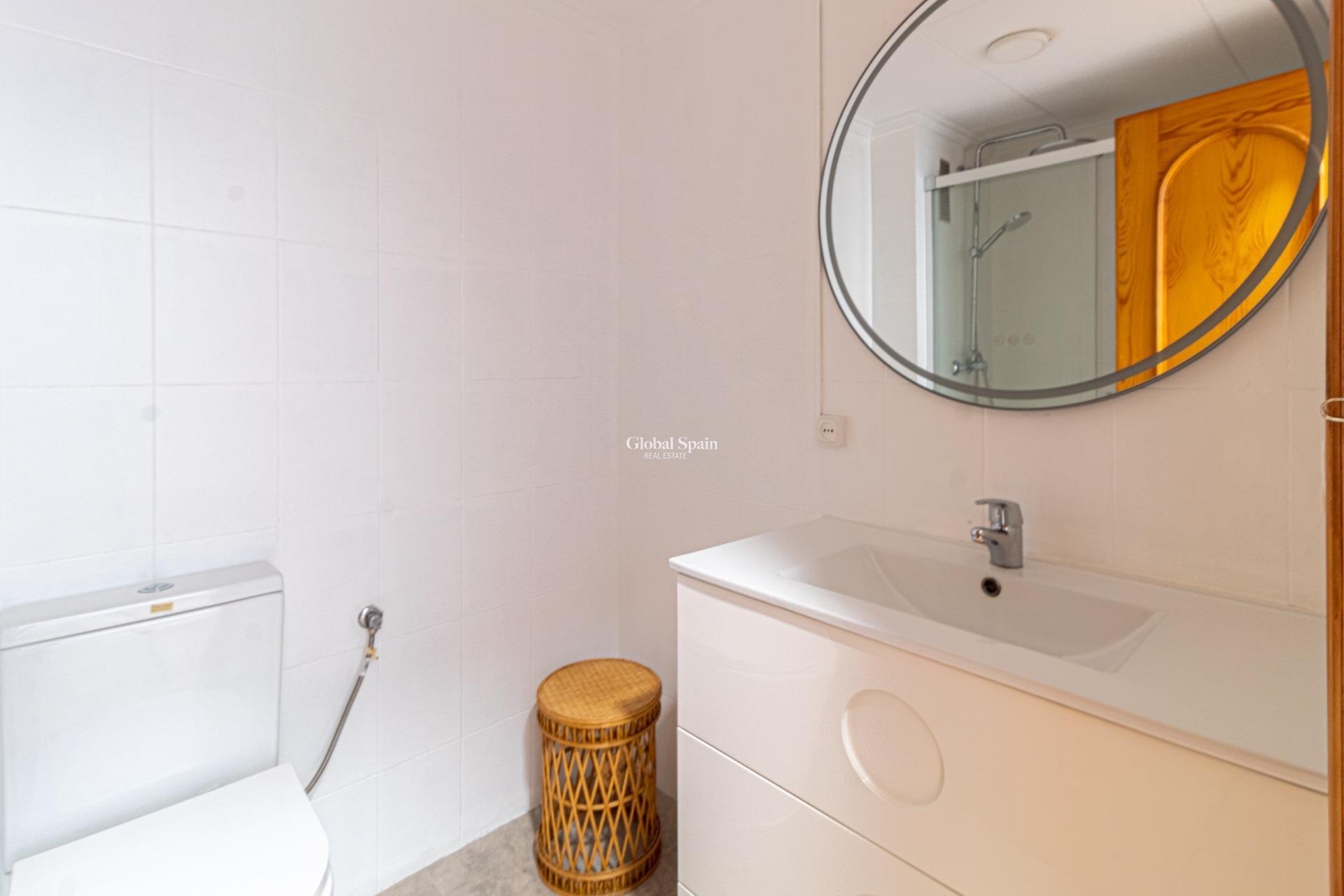 Resale - APARTMENT -
TORREVIEJA - La Mata pueblo