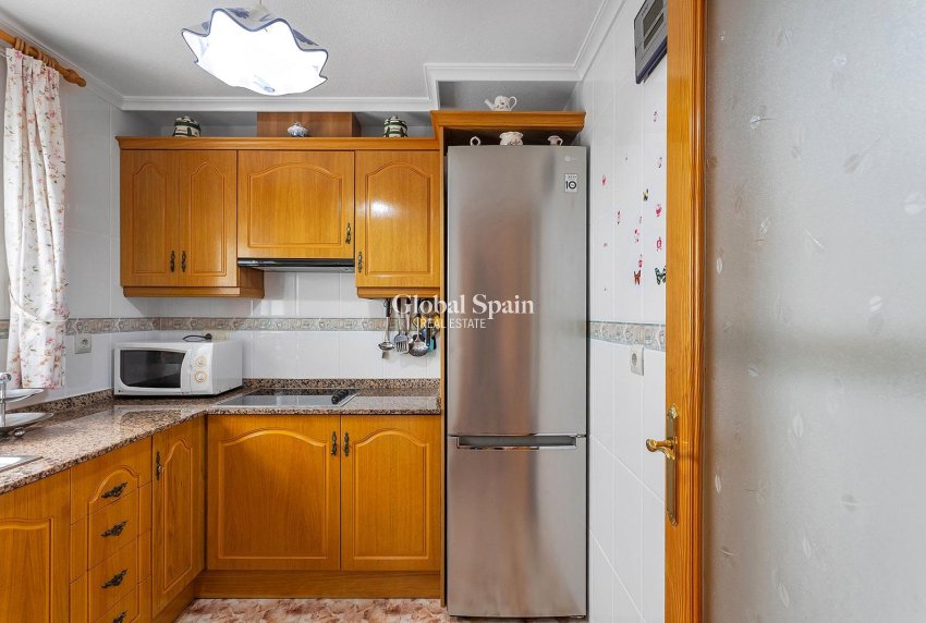 Resale - APARTMENT -
TORREVIEJA - La Mata pueblo