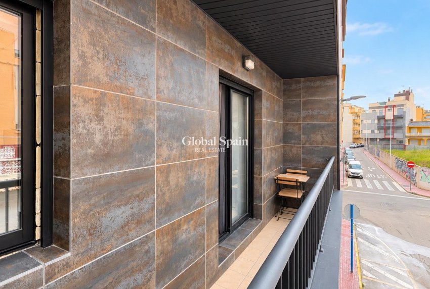Resale - APARTMENT -
TORREVIEJA - La Mata pueblo