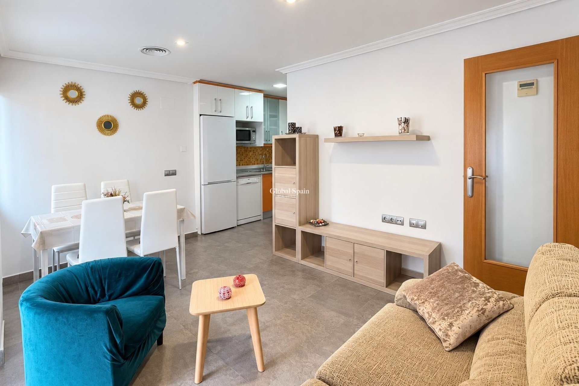 Resale - APARTMENT -
TORREVIEJA - La Mata pueblo