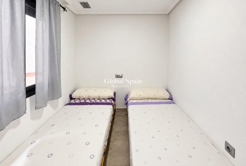 Resale - APARTMENT -
TORREVIEJA - La Mata pueblo