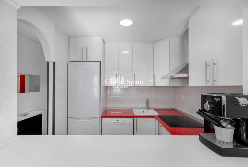 Resale - Apartment -
TORREVIEJA - La Mata