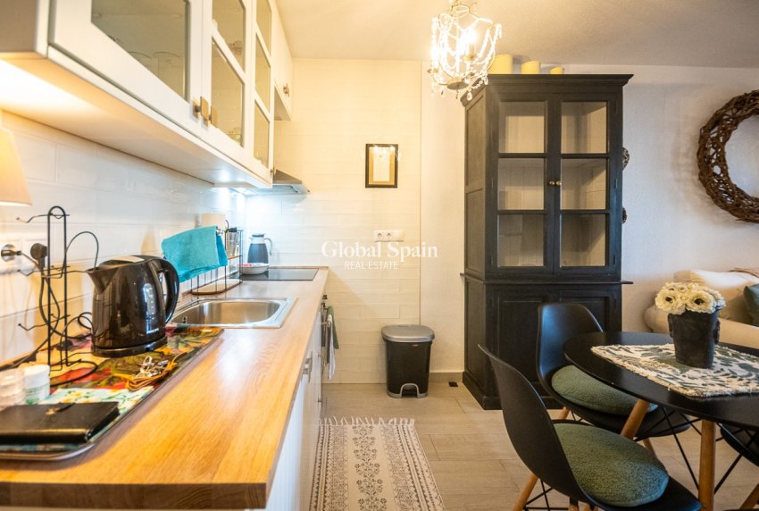 Resale - Apartment -
TORREVIEJA - La Mata