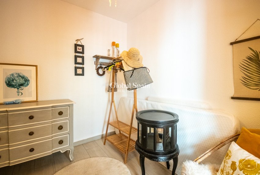 Resale - Apartment -
TORREVIEJA - La Mata