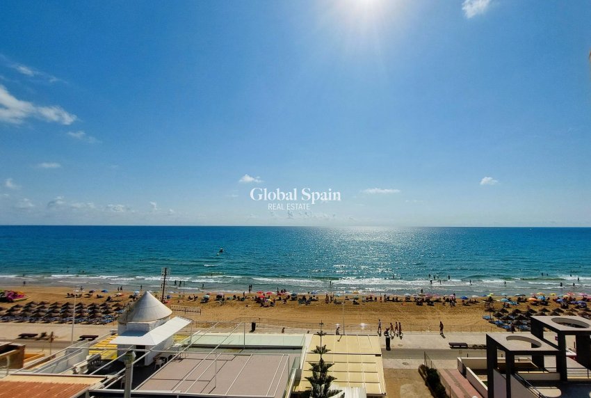Resale - Apartment -
TORREVIEJA - La Mata