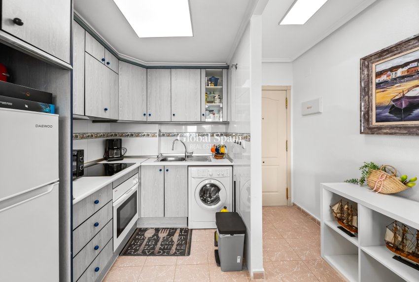 Resale - Apartment -
TORREVIEJA - La Mata