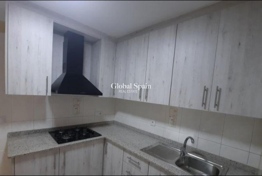 Resale - Apartment -
TORREVIEJA - La Mata