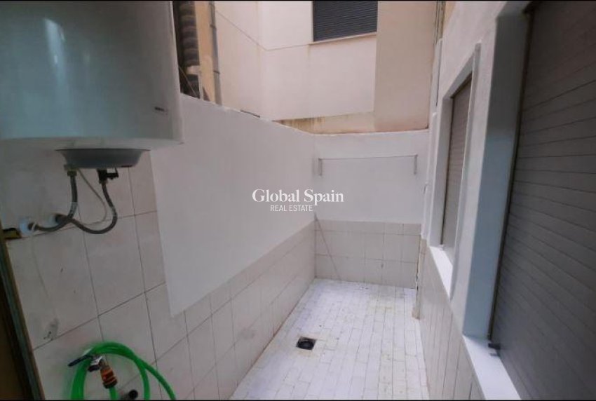 Resale - Apartment -
TORREVIEJA - La Mata