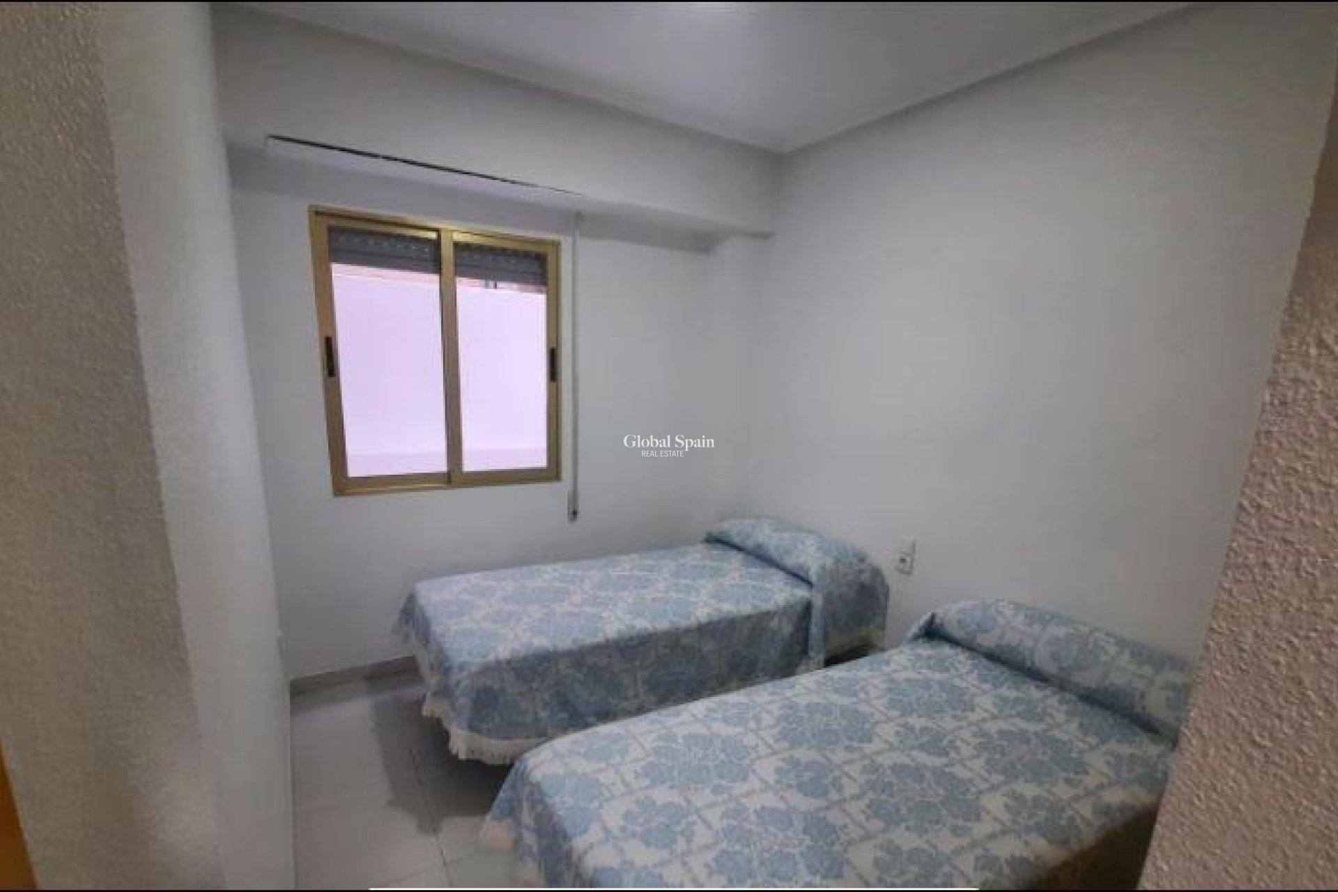 Resale - Apartment -
TORREVIEJA - La Mata