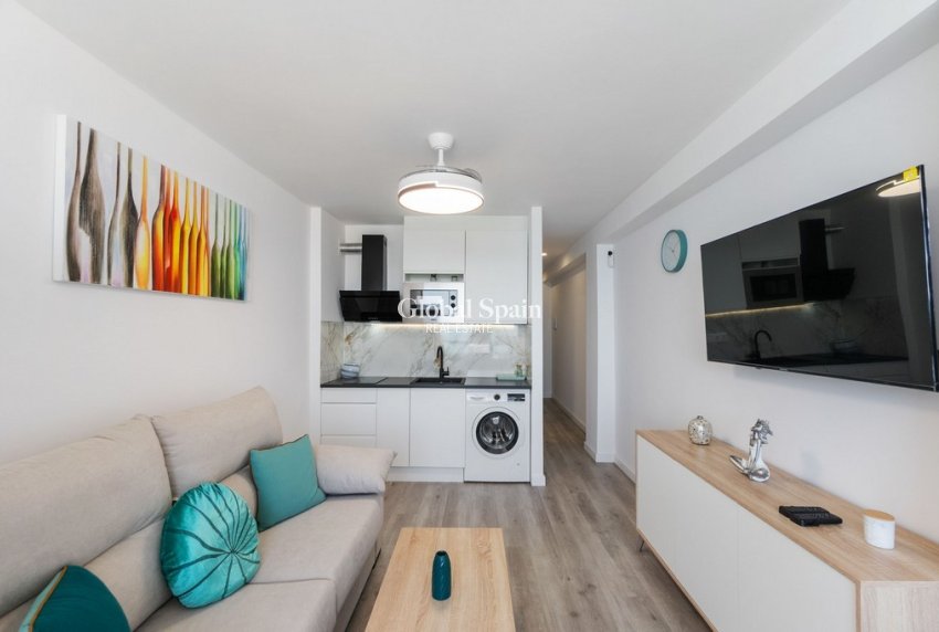 Resale - Apartment -
TORREVIEJA - La Mata