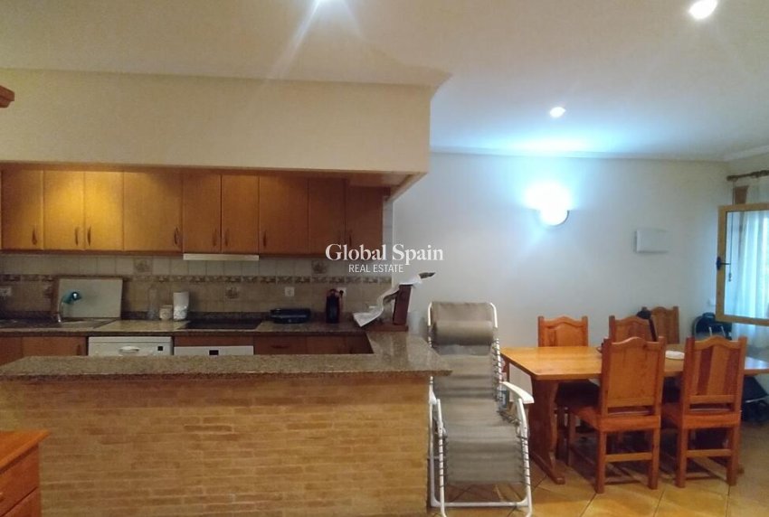 Resale - APARTMENT -
TORREVIEJA - La Mata