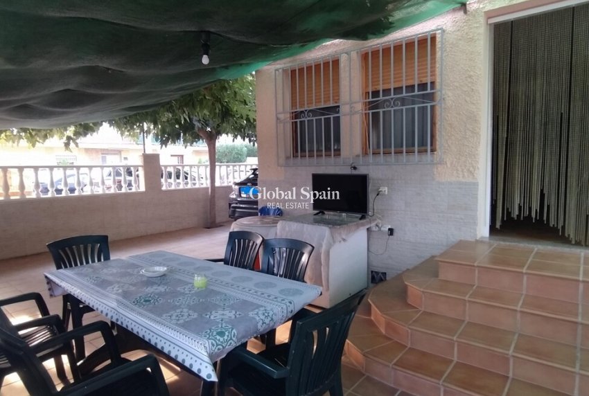 Resale - APARTMENT -
TORREVIEJA - La Mata