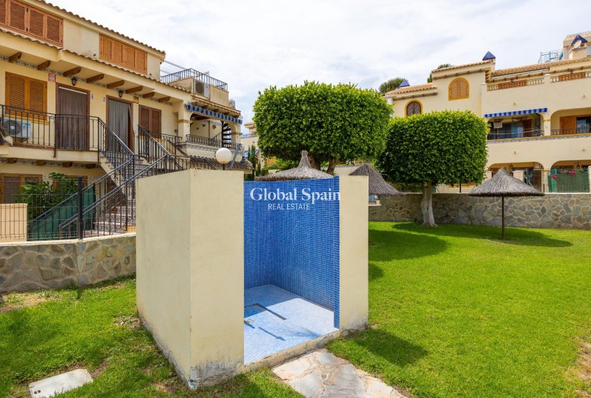 Resale - APARTMENT -
TORREVIEJA - La Mata