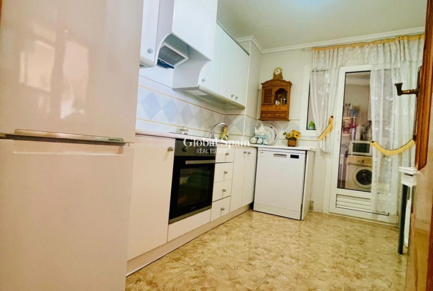 Resale - APARTMENT -
TORREVIEJA - La Mata