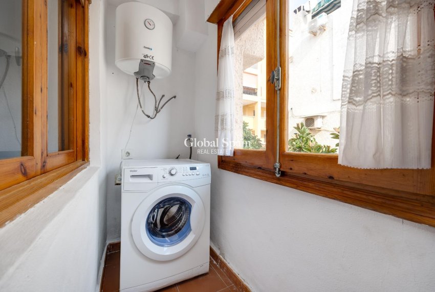 Resale - APARTMENT -
TORREVIEJA - La Mata