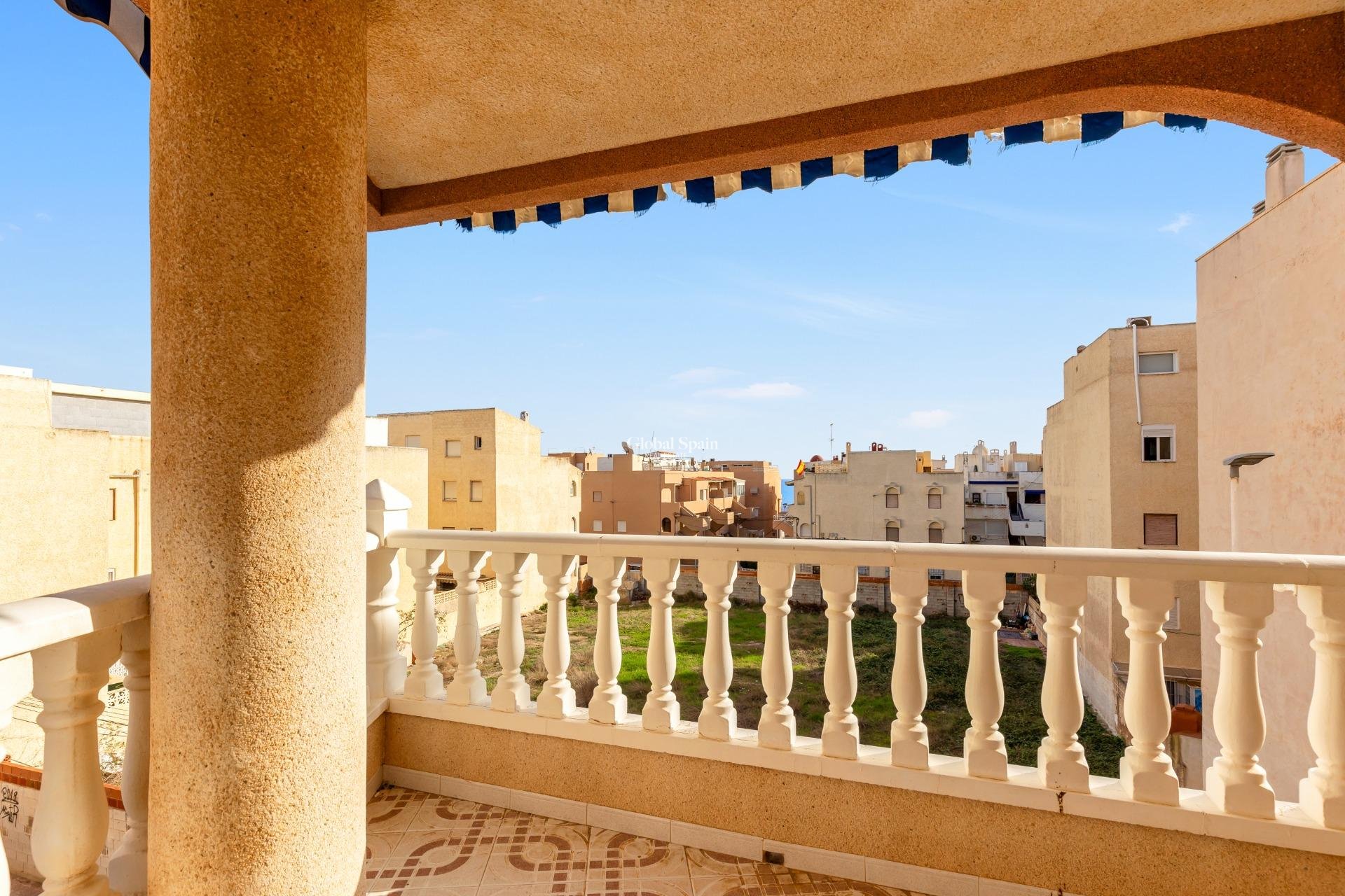 Resale - APARTMENT -
TORREVIEJA - La Mata