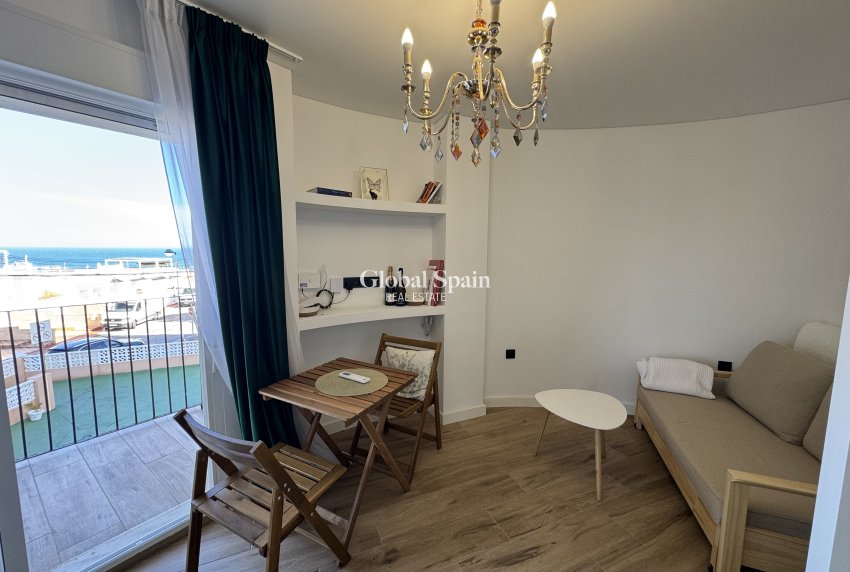 Resale - APARTMENT -
TORREVIEJA - La Mata