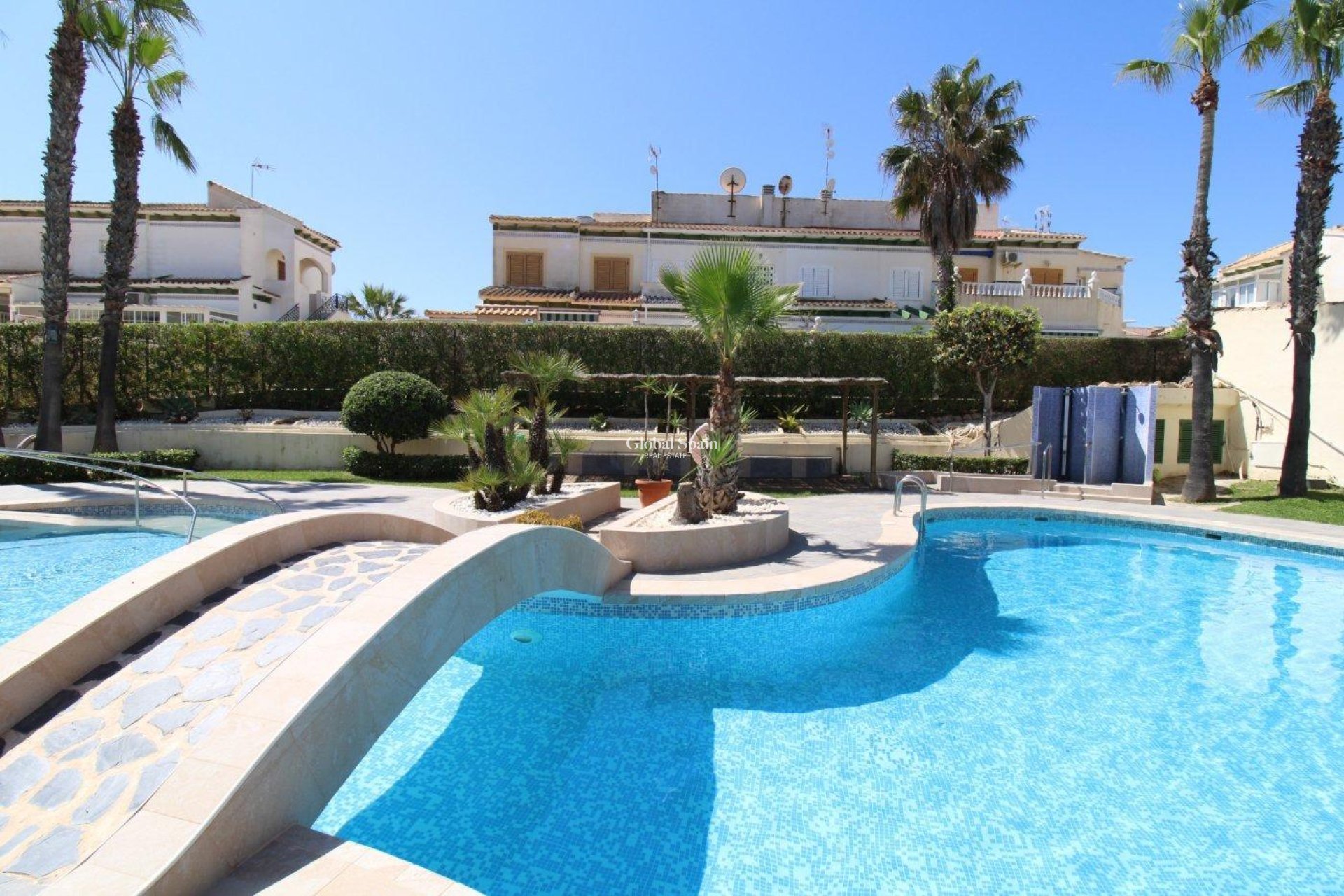 Resale - APARTMENT -
TORREVIEJA - La Mata