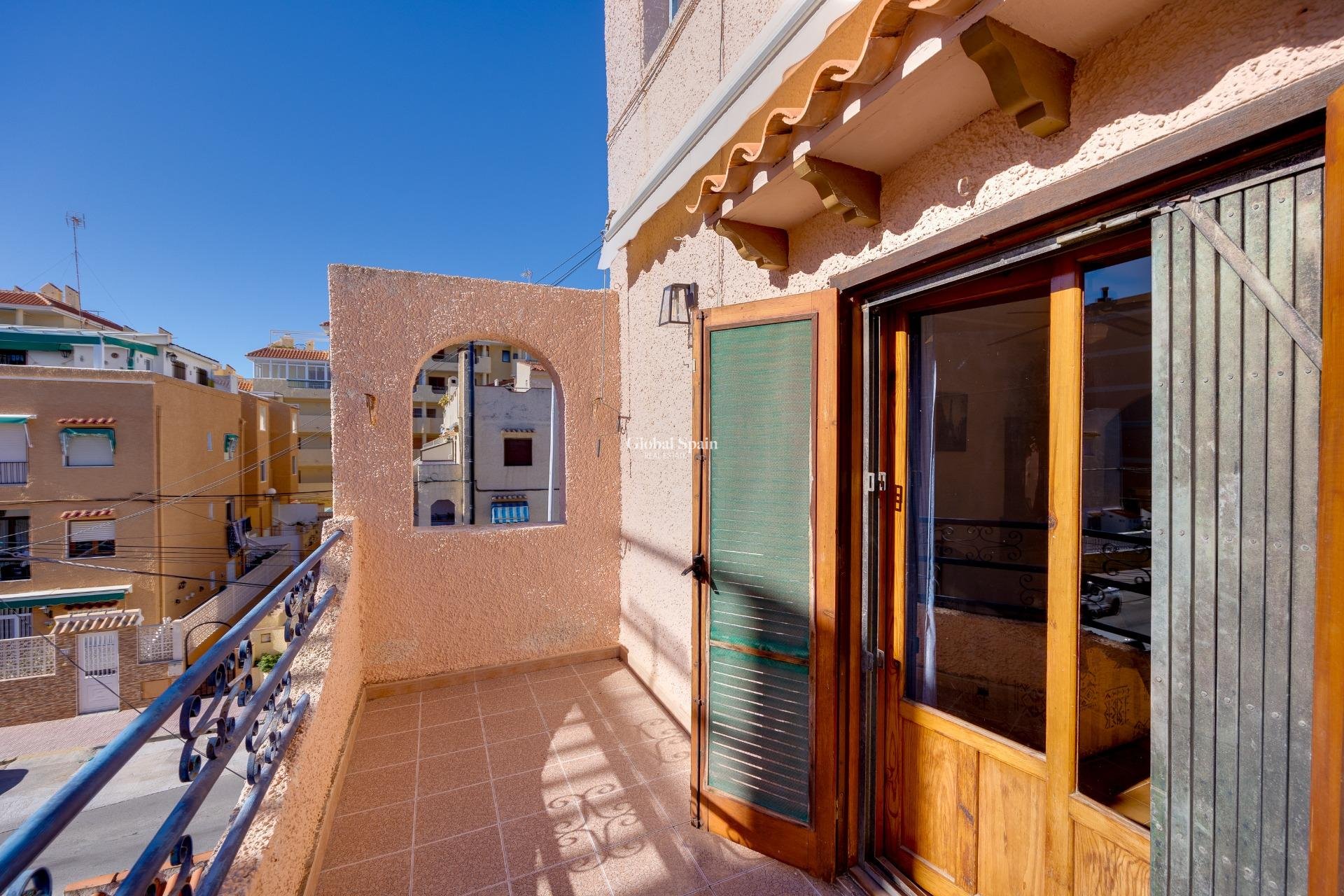 Resale - APARTMENT -
TORREVIEJA - La Mata
