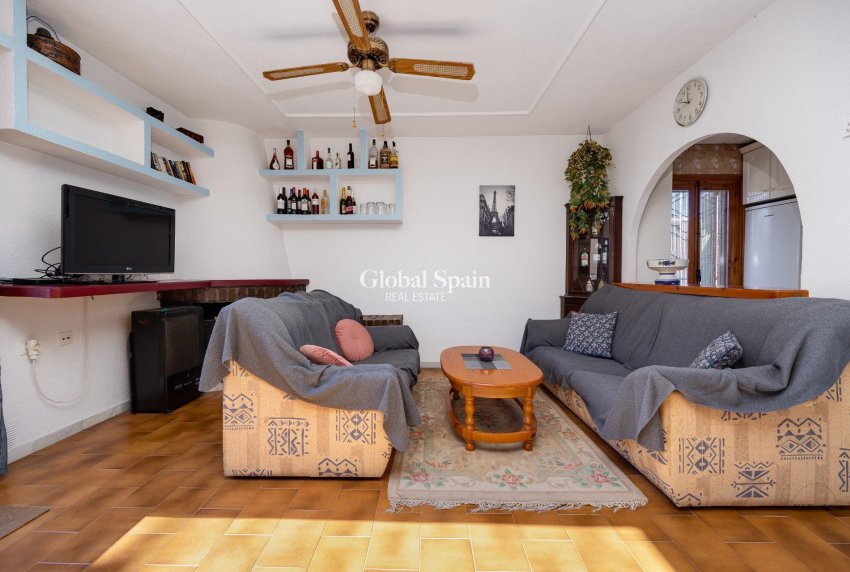 Resale - APARTMENT -
TORREVIEJA - La Mata