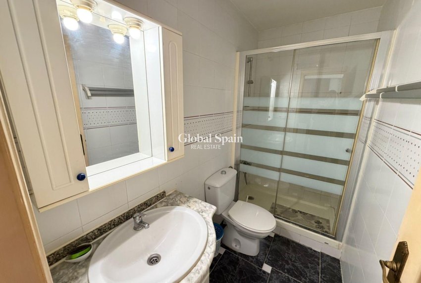 Resale - APARTMENT -
TORREVIEJA - La Mata