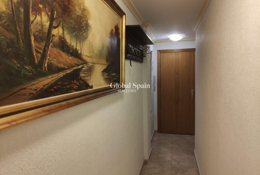 Resale - APARTMENT -
TORREVIEJA - La Mata