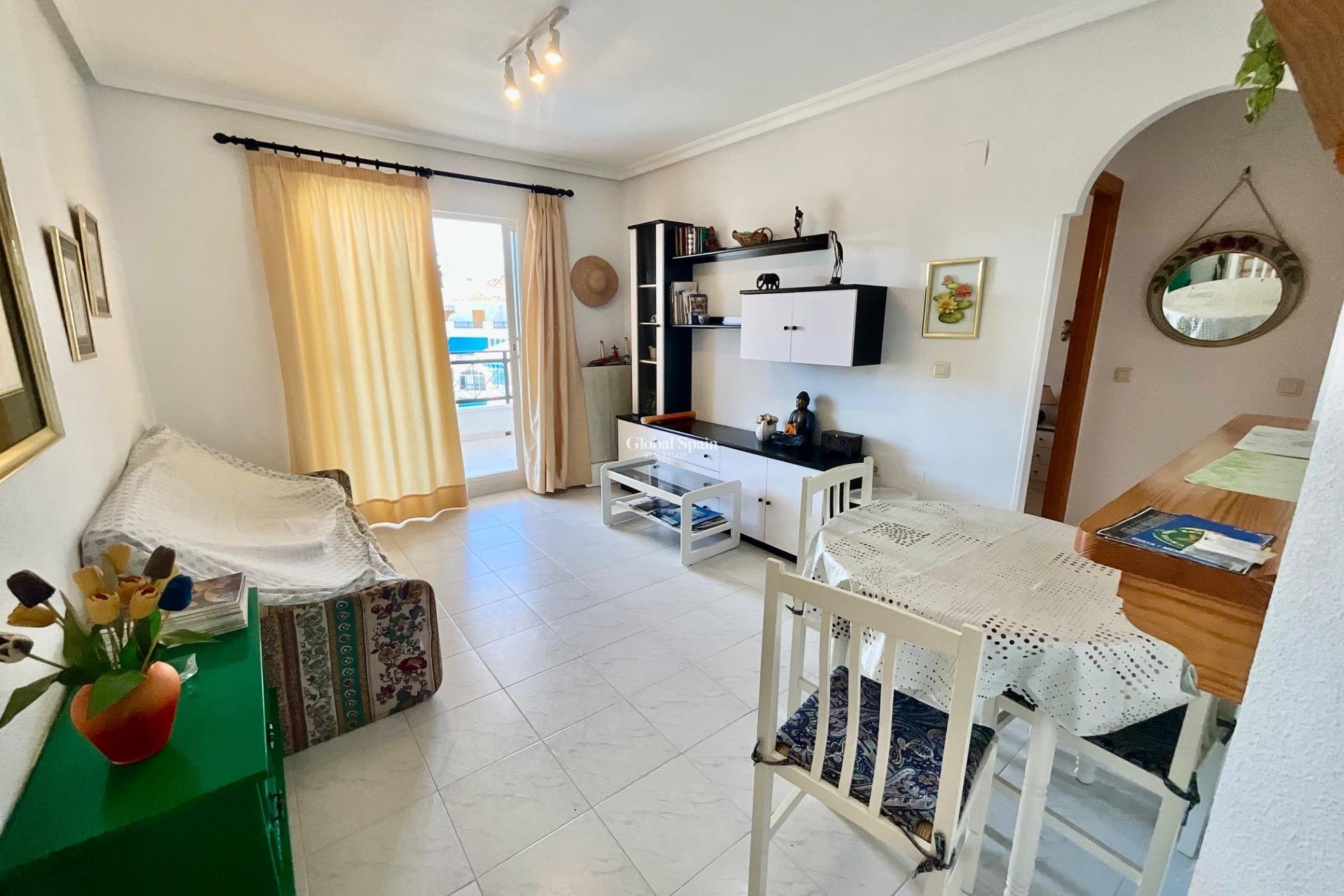 Resale - APARTMENT -
TORREVIEJA - La Mata