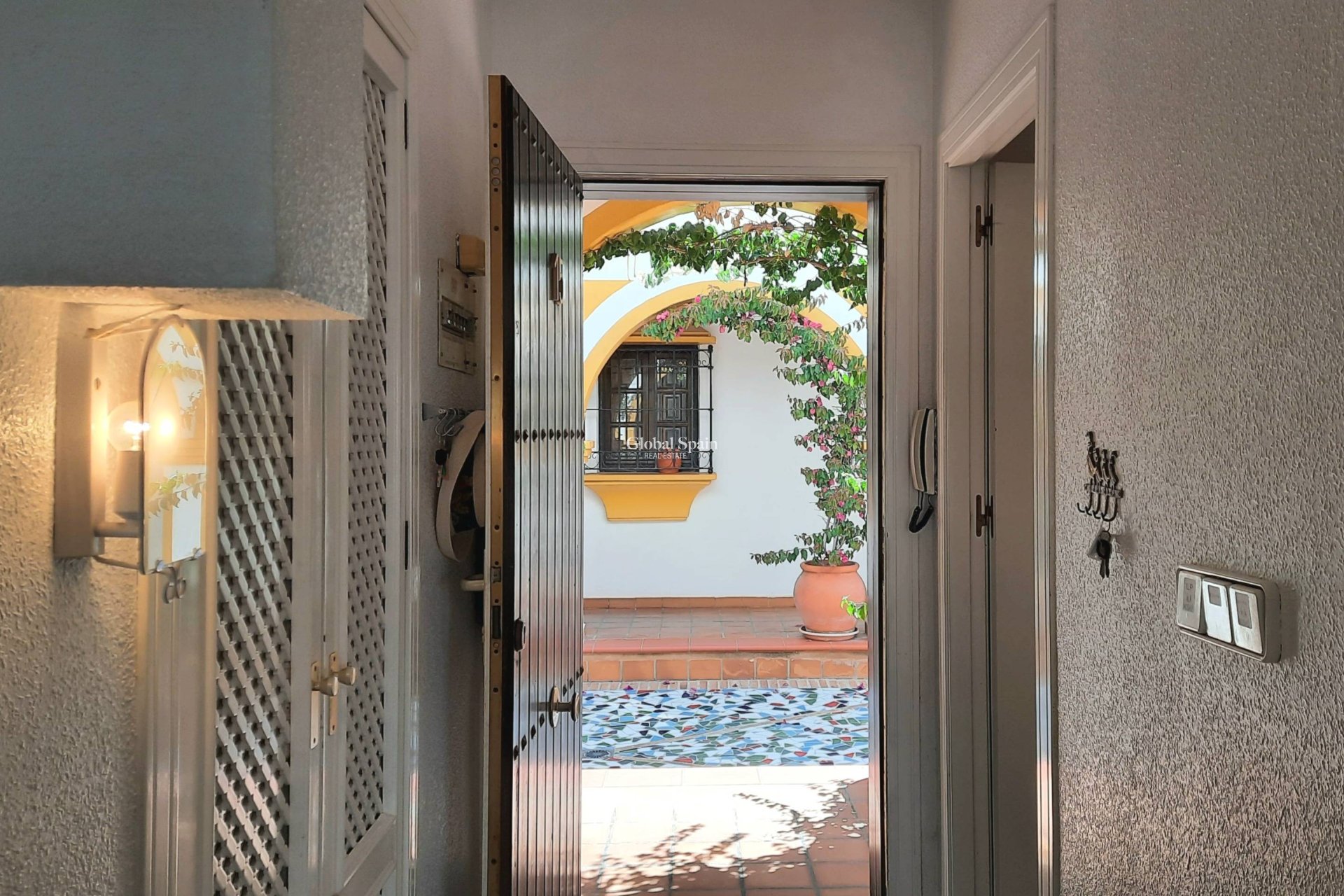 Resale - APARTMENT -
TORREVIEJA - La Mata