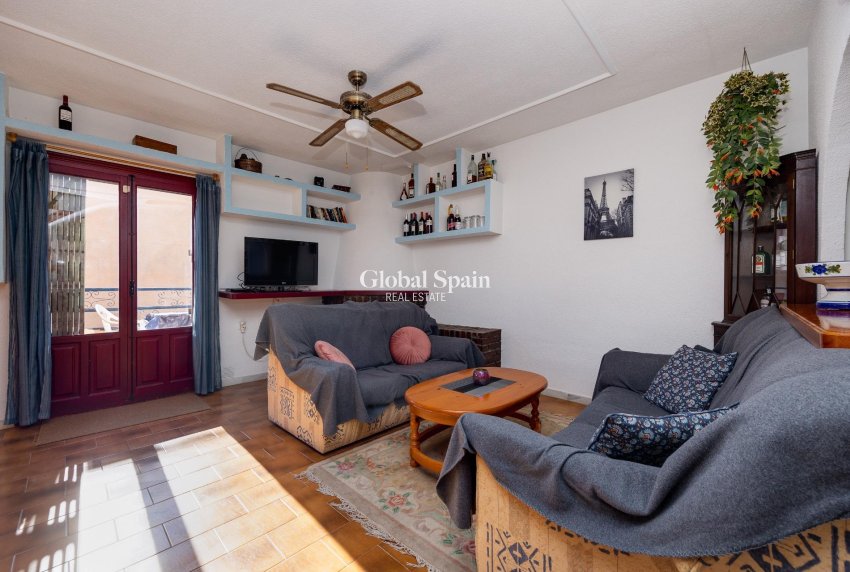 Resale - APARTMENT -
TORREVIEJA - La Mata