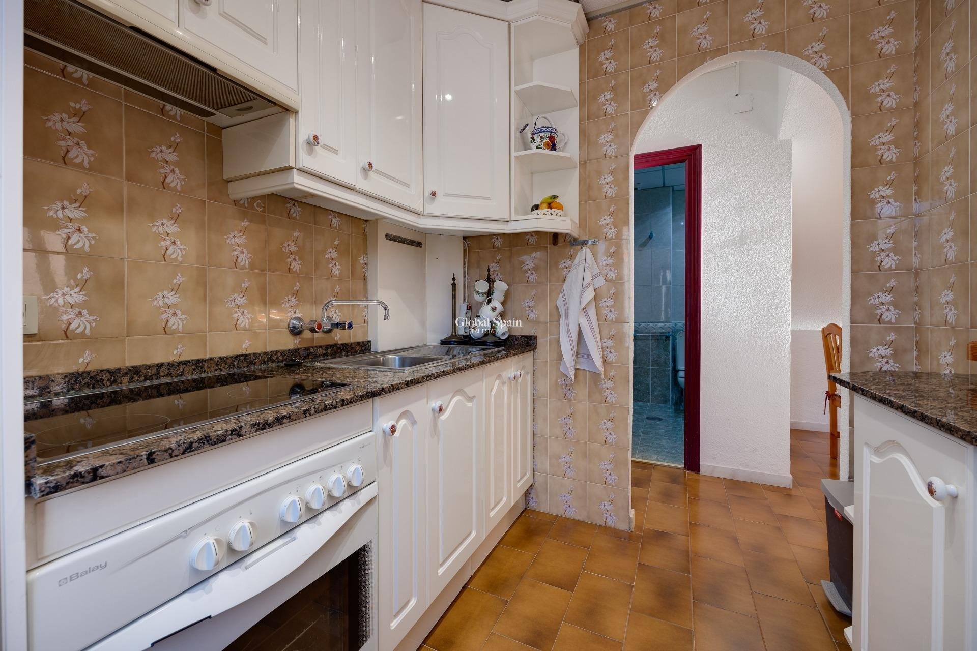 Resale - APARTMENT -
TORREVIEJA - La Mata