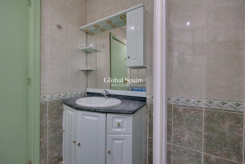 Resale - APARTMENT -
TORREVIEJA - La Mata