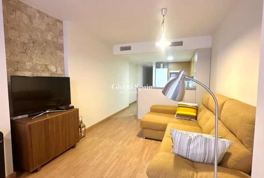 Resale - APARTMENT -
TORREVIEJA - La Mata