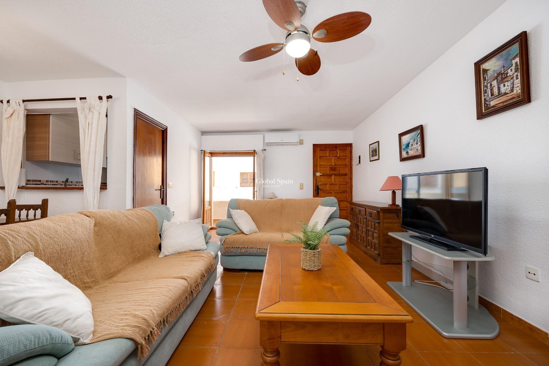 Resale - APARTMENT -
TORREVIEJA - La Mata
