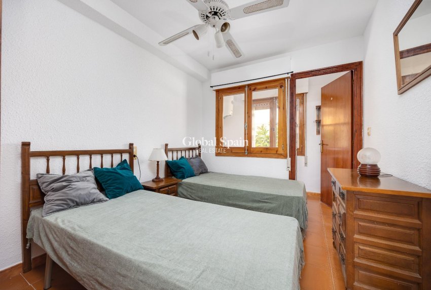 Resale - APARTMENT -
TORREVIEJA - La Mata