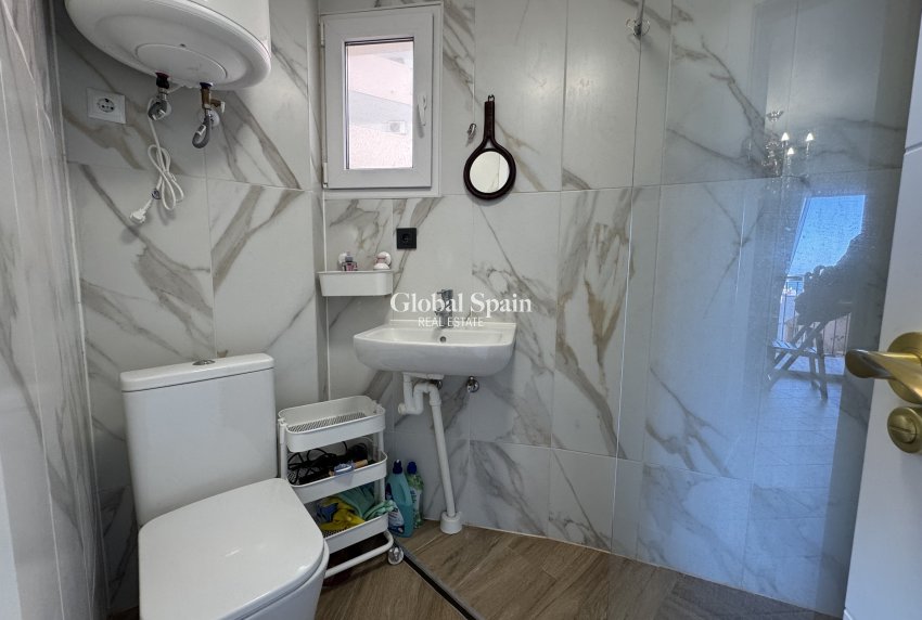 Resale - APARTMENT -
TORREVIEJA - La Mata