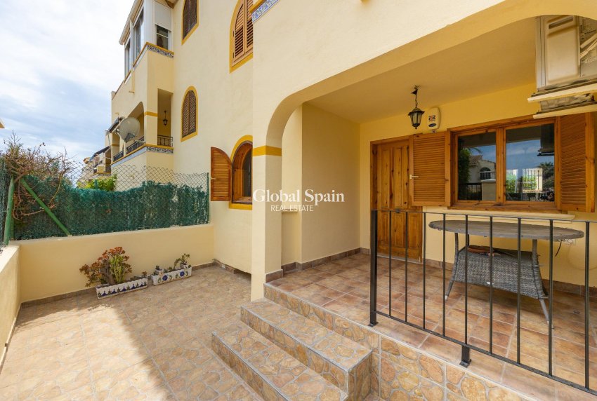 Resale - APARTMENT -
TORREVIEJA - La Mata