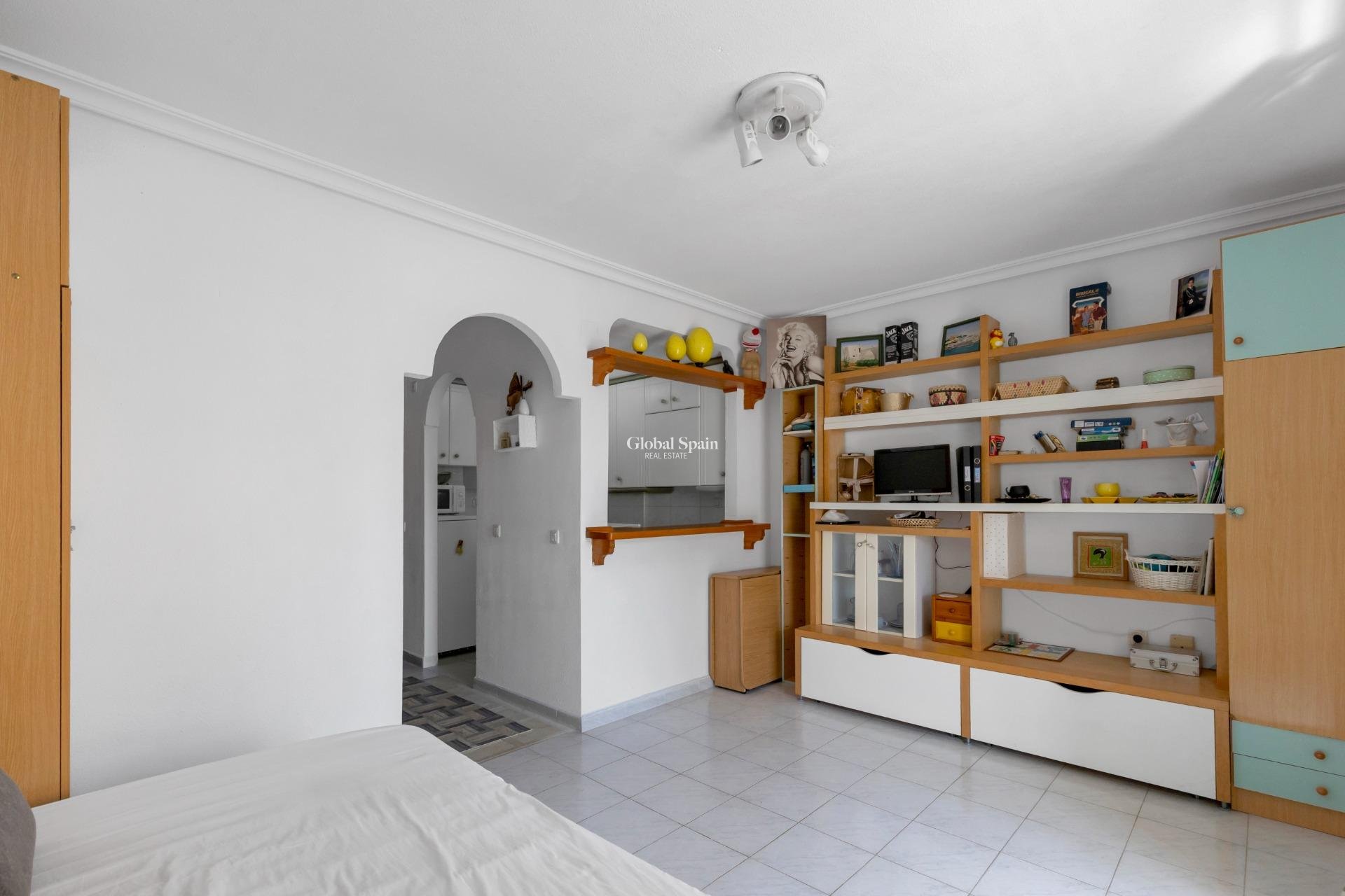 Resale - APARTMENT -
TORREVIEJA - La Mata