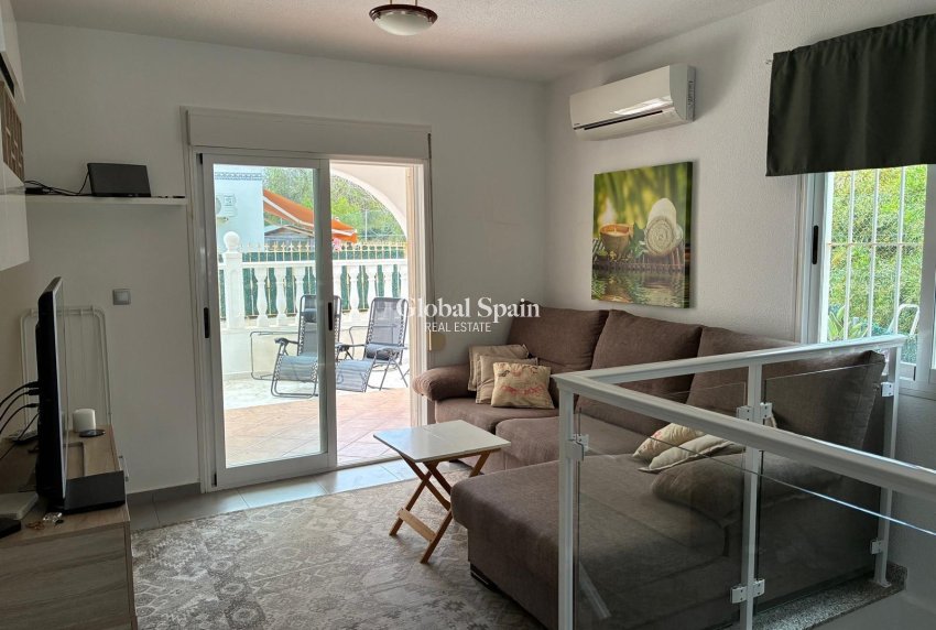 Resale - APARTMENT -
TORREVIEJA - La Mata