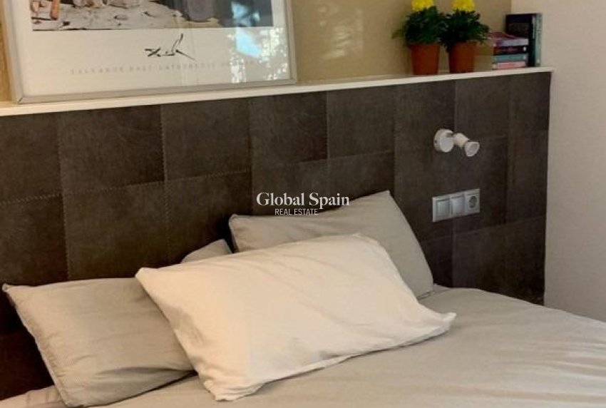 Resale - APARTMENT -
TORREVIEJA - La Mata