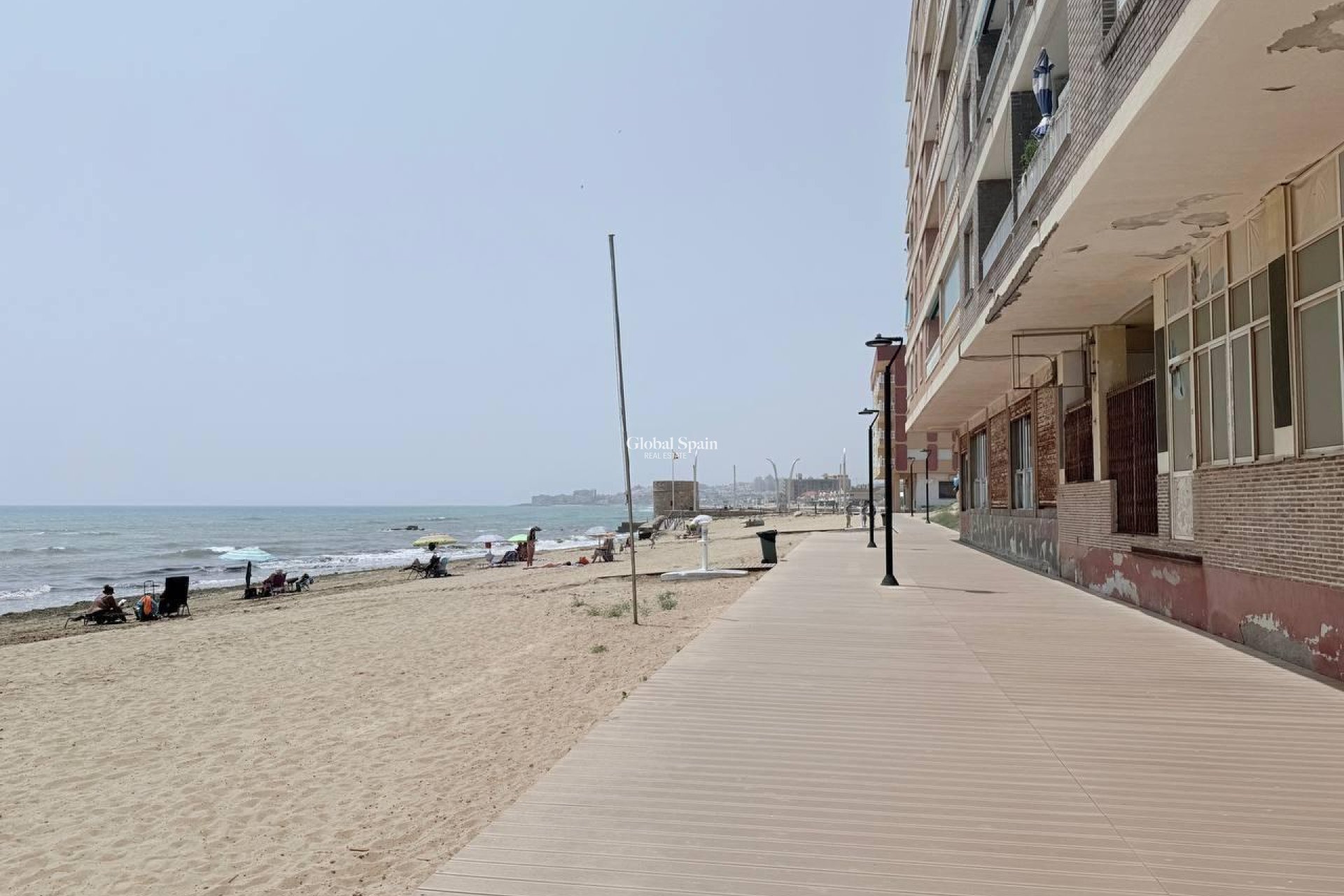 Resale - APARTMENT -
TORREVIEJA - La Mata