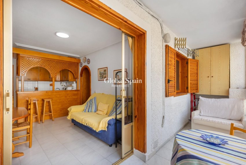 Resale - APARTMENT -
TORREVIEJA - La Mata
