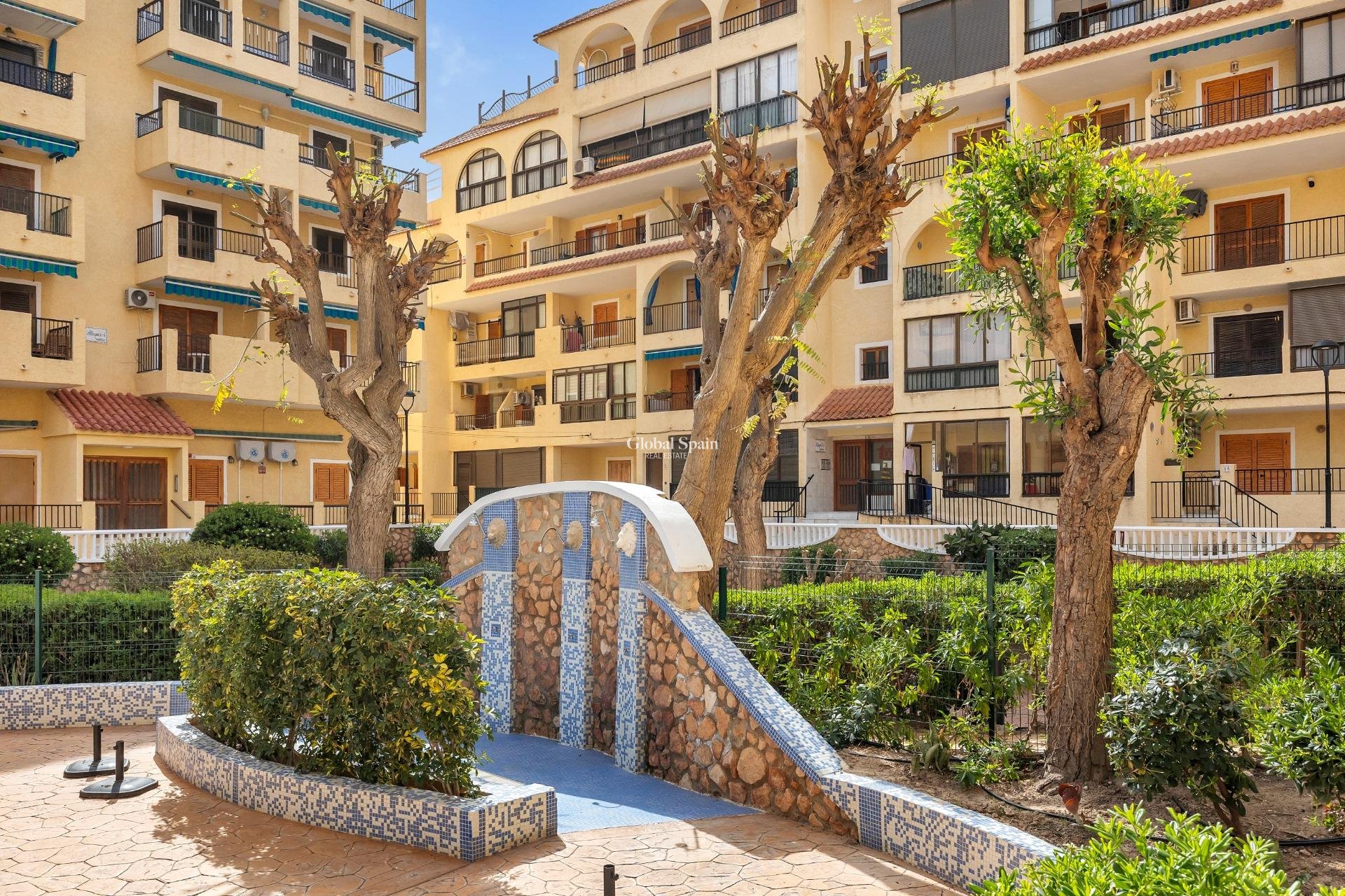 Resale - APARTMENT -
TORREVIEJA - La Mata