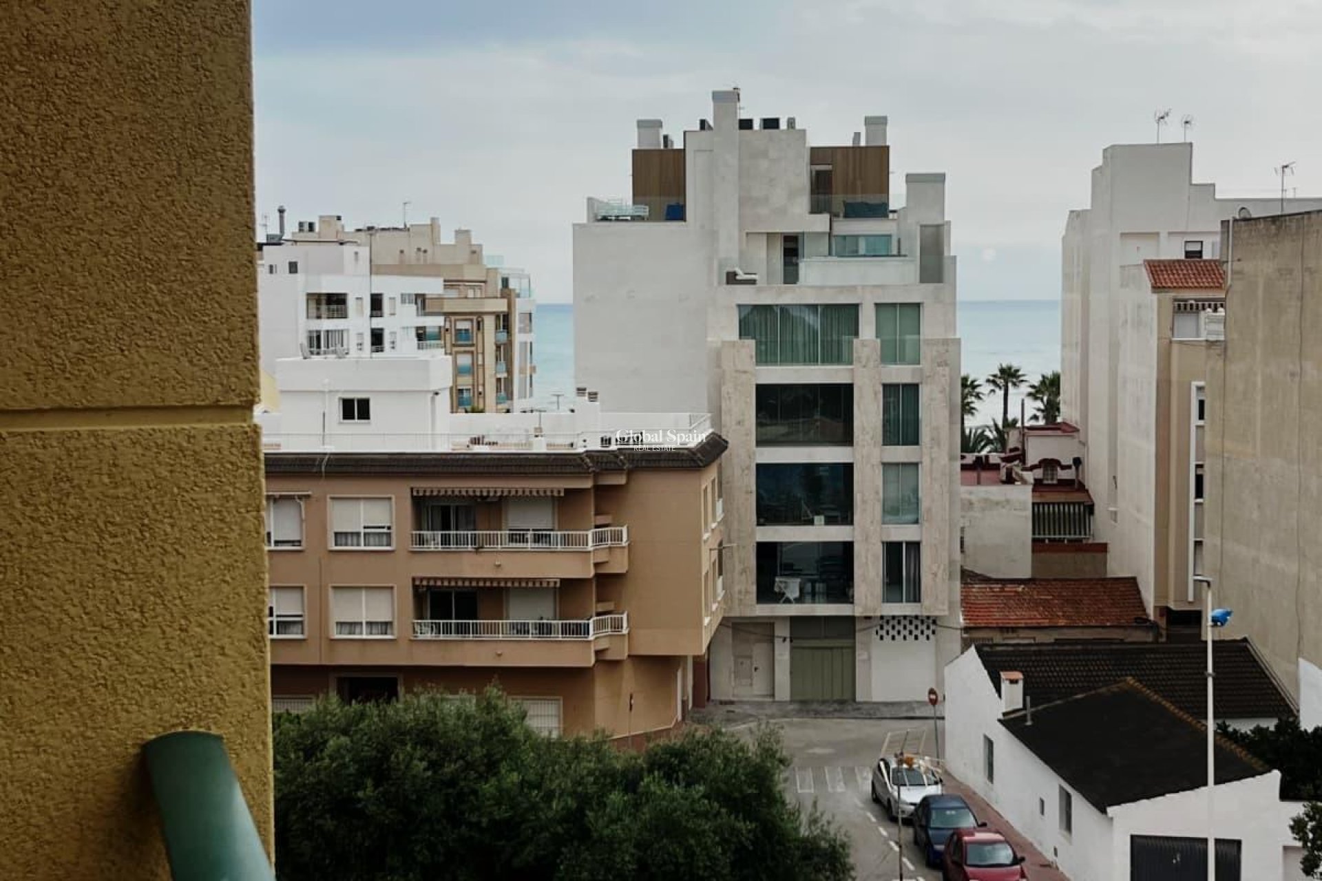 Resale - APARTMENT -
TORREVIEJA - La Mata