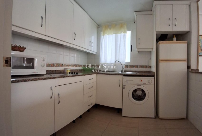Resale - APARTMENT -
TORREVIEJA - La Mata