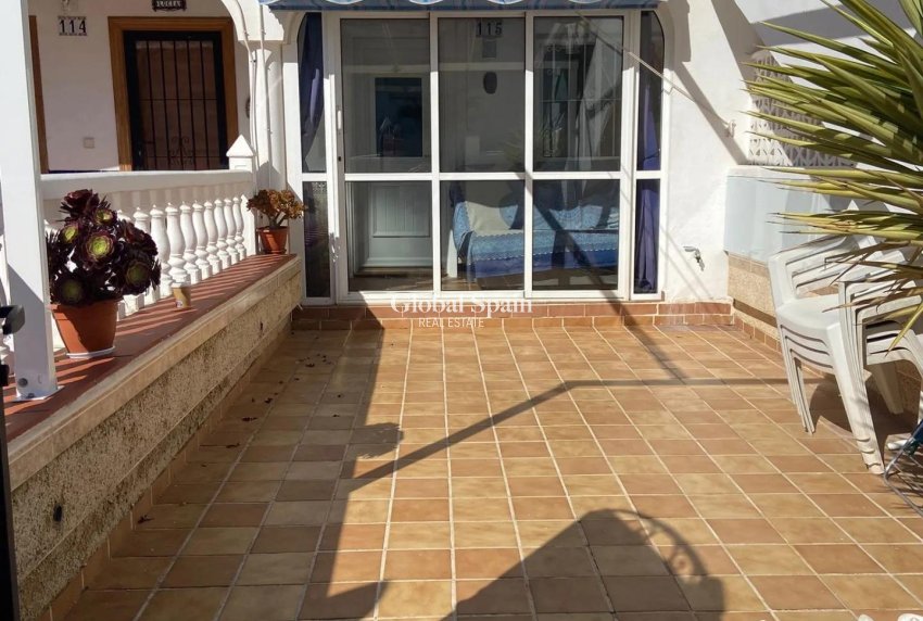 Resale - APARTMENT -
TORREVIEJA - La Mata