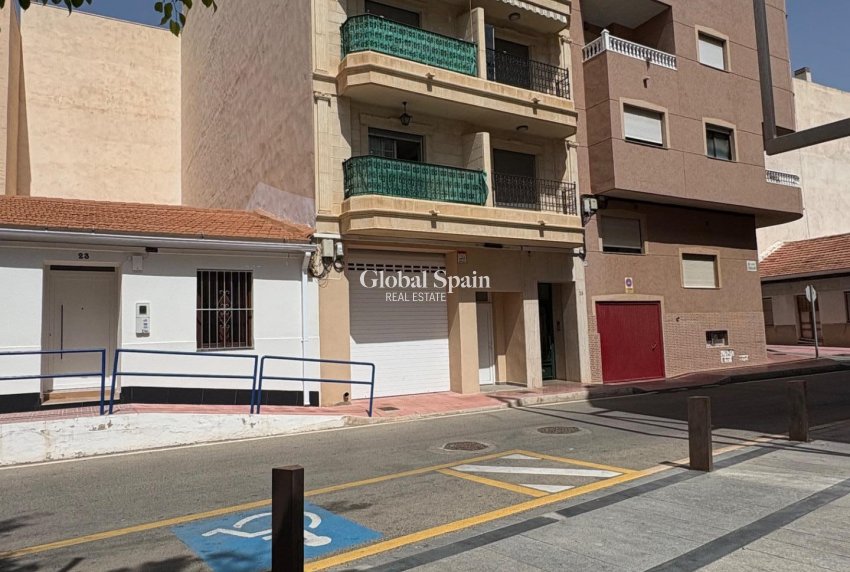 Resale - APARTMENT -
TORREVIEJA - La Mata