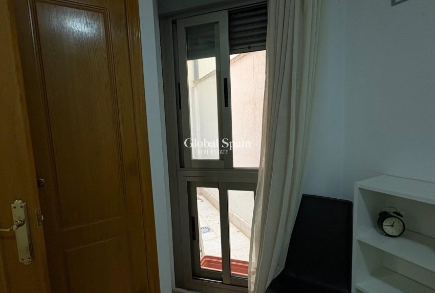Resale - APARTMENT -
TORREVIEJA - La Mata