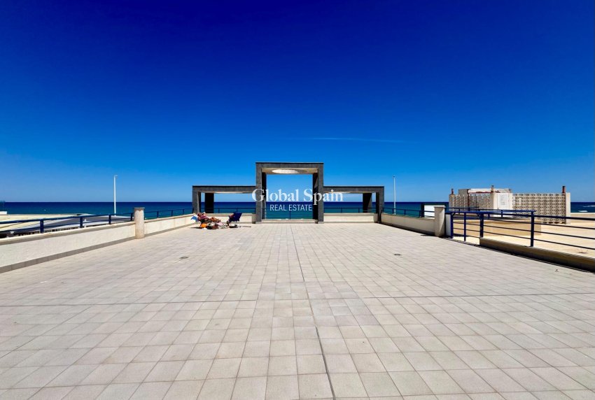 Resale - APARTMENT -
TORREVIEJA - La Mata