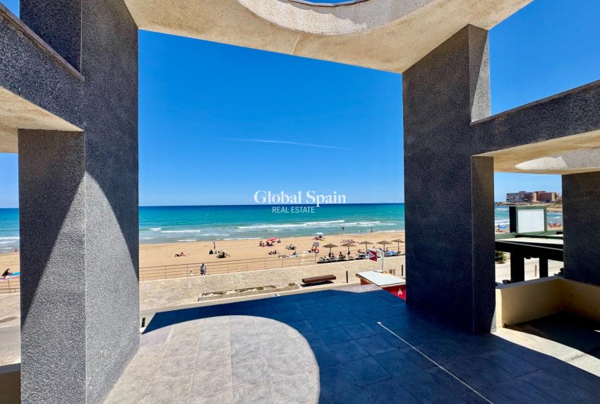 Resale - APARTMENT -
TORREVIEJA - La Mata