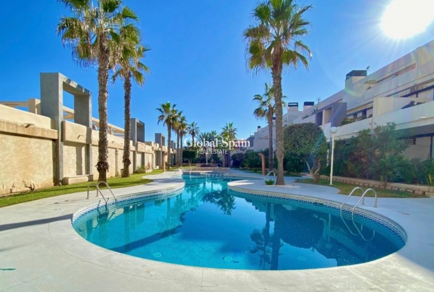 Resale - APARTMENT -
TORREVIEJA - La Mata